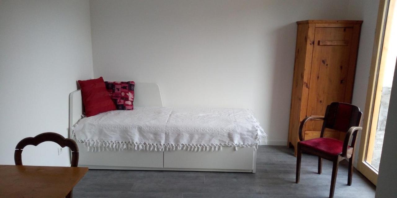 Studio Avec Jardin Au Pied Du Revard Dans Villa Aix-les-Bains Ngoại thất bức ảnh